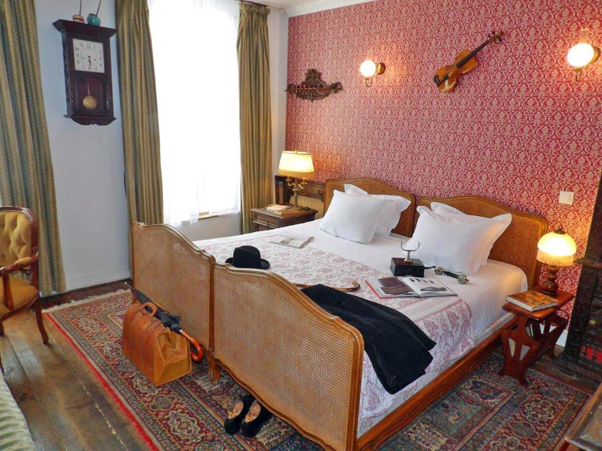 Detective Hotel Etretat Luaran gambar